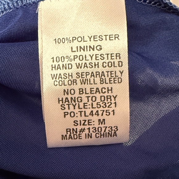 Umgee USA Women's Blue Floral‎ Split V-Neck Flutter Sleeve Dress Size M NWT - Picture 7 of 8